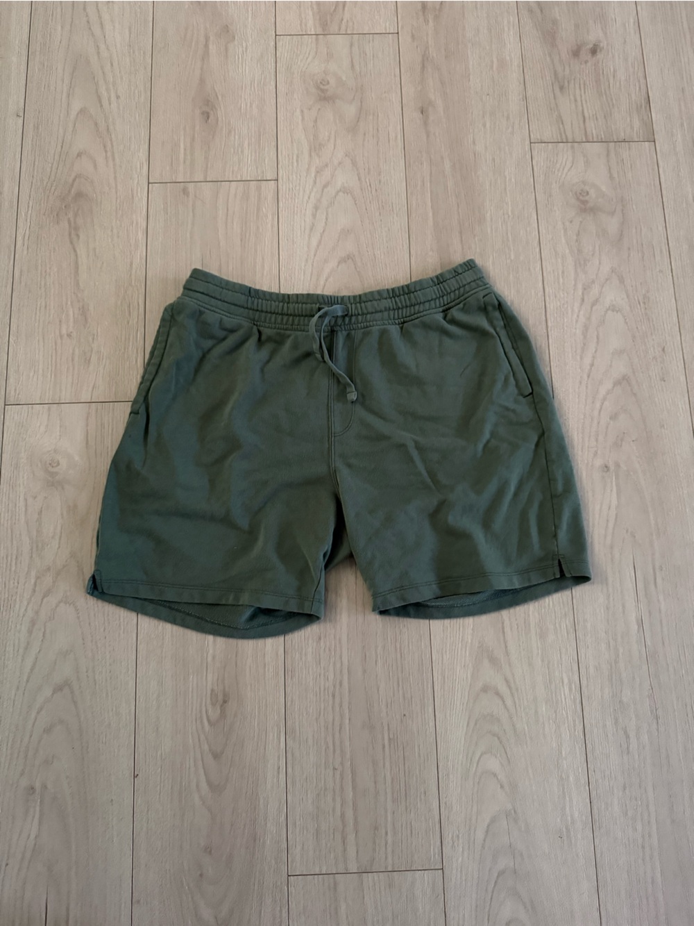 Old Navy Men's Olive Drawstring Athletic Shorts